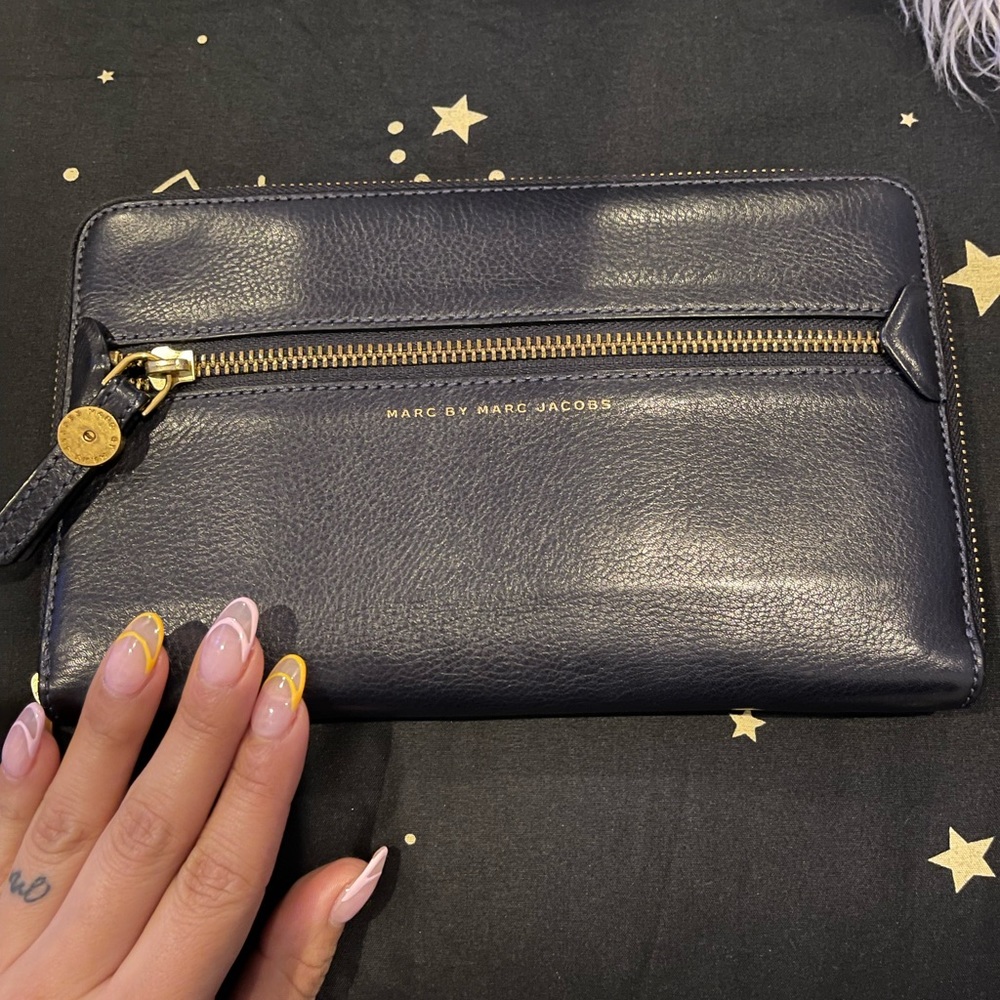 Marc Jacobs - 7 credit card spacer 🖤